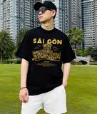 SAIGON ロゴ Tシャツ (UNISEX)